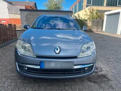 Silber Gebraucht 2008 Renault Laguna III Kombi | 3.000 € (Teuer)