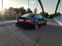 Schwarz Gebraucht 2025 BMW 123 Coupé Coupé | 7.000 €