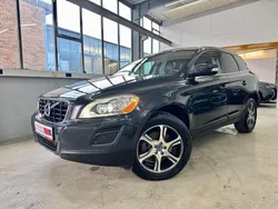 Grau Gebraucht 2011 Volvo XC60 Summum SUV | 16.450 € (Etwas zu teuer)