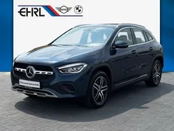 Blau Gebraucht 2020 Mercedes GLA250 Progressive SUV | 29.888 € (Fairer Preis)