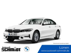 Alpinweiß uni Gebraucht 2021 BMW 320 Sport Line Limousine | 30.890 € (Etwas zu teuer)