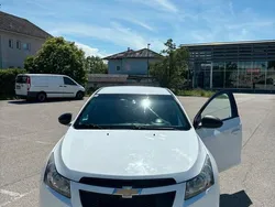 Weiß Gebraucht 2013 Chevrolet Cruze Limousine | 3.400 € (Fairer Preis)
