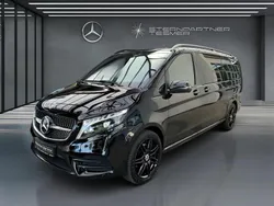 Obsidianschwarz metallic Gebraucht 2024 Mercedes V300 Avantgarde Van / Kleinbus | 92.900 €