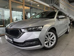 Brilliantsilber Gebraucht 2021 Skoda Octavia Style Limousine | 20.990 € (Fairer Preis)