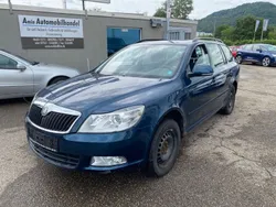 Blau Gebraucht 2012 Skoda Octavia Ambition Kombi | 990 €