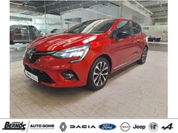 Rot Gebraucht 2021 Renault Clio V Business Limousine | 14.990 € (Fairer Preis)