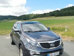 Grau Gebraucht 2012 Kia Sportage SUV | 14.500 € (Teuer)