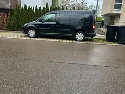 Schwarz Gebraucht 2014 VW Caddy Maxi Van / Kleinbus | 24.990 €