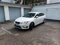 Weiß Gebraucht 2016 Seat Leon ST FR Kombi | 8.099 € (Guter Preis)