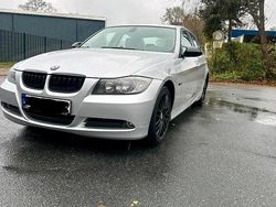 Silber Gebraucht 2007 BMW 320 Limousine | 4.950 € (Guter Preis)