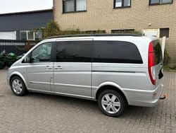 Silber Gebraucht 2010 Mercedes Viano Van / Kleinbus | 11.300 € (Fairer Preis)