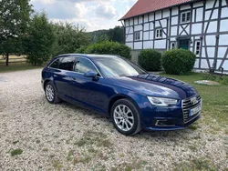 Blau Gebraucht 2017 Audi A4 Ambiente Kombi | 17.500 € (Guter Preis)