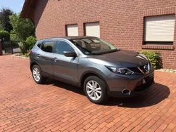 Grau Gebraucht 2017 Nissan Qashqai Acenta SUV | 11.500 € (Fairer Preis)