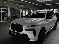 Mineralweiss metallic Gebraucht 2023 BMW X7 M Sport SUV | 89.000 € (Etwas zu teuer)