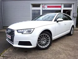 Weiß Gebraucht 2019 Audi A4 Kombi | 19.890 € (Superpreis)