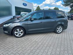 Grau Gebraucht 2016 Ford Galaxy Van / Kleinbus | 13.450 € (Superpreis)