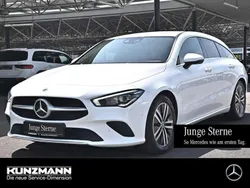 Polarweiss Gebraucht 2022 Mercedes CLA200 Progressive Kombi | 23.828 € (Fairer Preis)