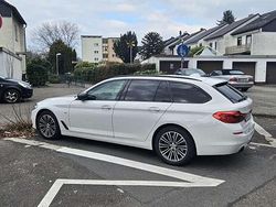 Weiß Gebraucht 2018 BMW 520 Sport Line Kombi | 18.500 € (Superpreis)