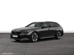 Sophistograu brillanteffekt metallic Gebraucht 2024 BMW 530e Comfort Edition Kombi | 80.284 €