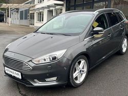 Grau Gebraucht 2018 Ford Focus Titanium Limousine | 9.999 € (Guter Preis)