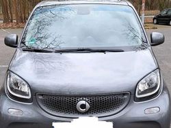 Grau Gebraucht 2016 Smart ForFour Kleinwagen | 11.100 € (Fairer Preis)