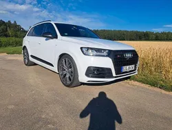 Weiß Gebraucht 2017 Audi SQ7 Ambiente SUV | 44.350 € (Guter Preis)