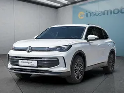 Weiß Gebraucht 2024 VW Tiguan SUV | 32.099 € (Superpreis)