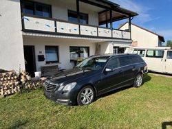 Grau Gebraucht 2010 Mercedes E350 Avantgarde Limousine | 7.500 € (Fairer Preis)