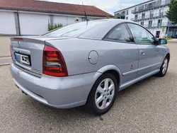 Grau Gebraucht 2001 Opel Astra Coupé | 1.950 € (Fairer Preis)