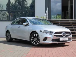 Iridiumsilber metallic Gebraucht 2021 Mercedes A200 Night Limousine | 23.900 € (Guter Preis)