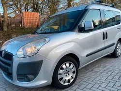 Silber Gebraucht 2010 Fiat Doblò Van / Kleinbus | 3.700 €