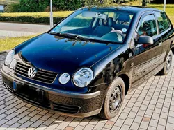 Schwarz Gebraucht 2003 VW Polo Kleinwagen | 950 € (Guter Preis)