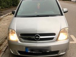 Silber Gebraucht 2004 Opel Meriva Van / Kleinbus | 450 € (Superpreis)
