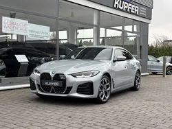 Brooklyngrau Gebraucht 2024 BMW i4 Performance Limousine | 48.500 € (Guter Preis)