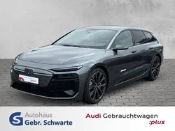Grau Gebraucht 2025 Audi e-tron Sport SUV | 102.990 € (Guter Preis)
