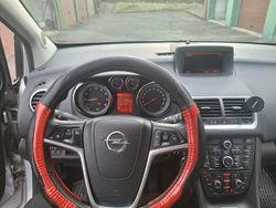 Grau Gebraucht 2016 Opel Meriva Van / Kleinbus | 4.999 € (Guter Preis)