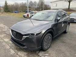 Grau Gebraucht 2024 Mazda CX-5 Ad'Vantage SUV | 31.990 €