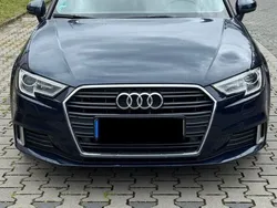 Blau Gebraucht 2016 Audi A3 Limousine | 11.500 € (Guter Preis)