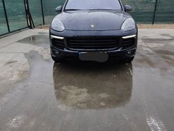 Blau Gebraucht 2017 Porsche Cayenne S SUV | 32.000 € (Etwas zu teuer)