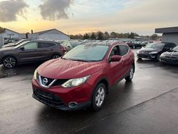 Rot Gebraucht 2016 Nissan Qashqai Tekna SUV | 7.000 € (Fairer Preis)