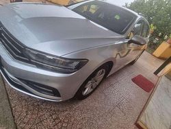 Gebraucht 2020 VW Passat Business Kombi | 21.000 € (Guter Preis)