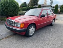 Rot Gebraucht 1989 Mercedes 190 Limousine | 2.650 €