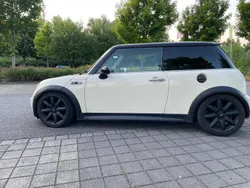 Beige Gebraucht 2005 Mini Cooper S Kleinwagen | 3.500 € (Fairer Preis)