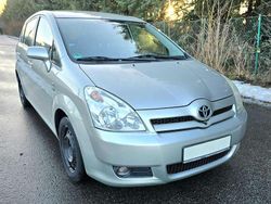Silver metallic Gebraucht 2005 Toyota Corolla Verso Van / Kleinbus | 9.999 €