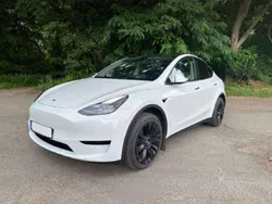 Weiß Gebraucht 2023 Tesla Model Y SUV | 34.500 € (Guter Preis)