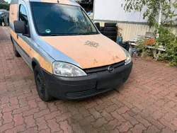 Silber Gebraucht 2009 Opel Combo Van / Kleinbus | 650 €