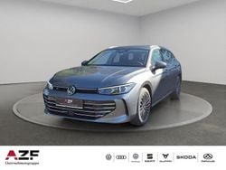Grau Neu 2025 VW Passat Elegance Limousine | 43.990 € (Guter Preis)