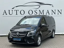 Schwarz Gebraucht 2023 Mercedes V300 Avantgarde Van / Kleinbus | 71.950 € (Teuer)