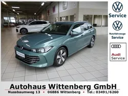 Andere farbe Gebraucht 2024 VW Passat Elegance Kombi | 35.848 € (Etwas zu teuer)