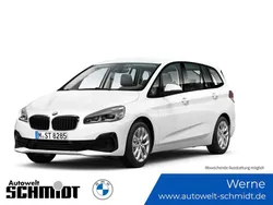 Alpinweiß Gebraucht 2022 BMW 220 Advantage Van / Kleinbus | 26.770 € (Teuer)